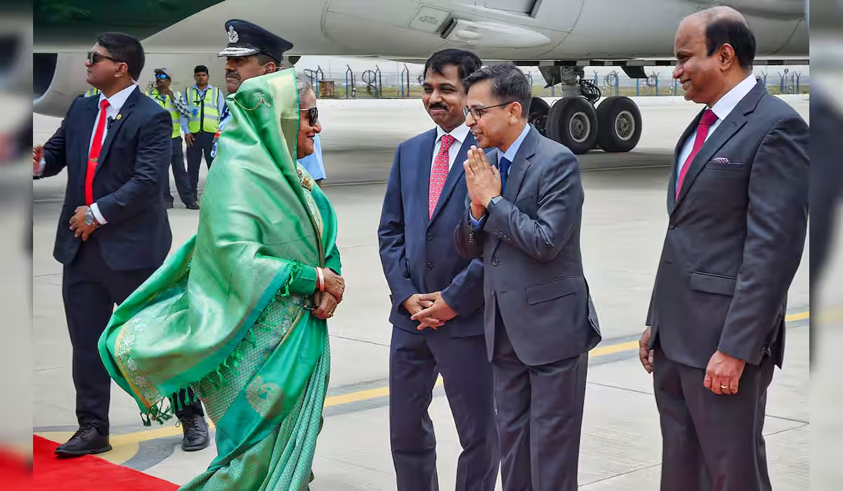 Bangladeshi Pm Sheikh Hasina Arrives Delhi Attend Swearing In Ceremony