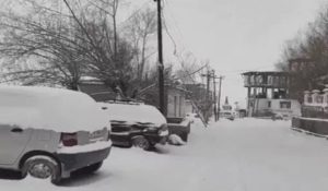 Heavy snowfall in Himachal; Lahaul Spiti cut off; Avalanche warning