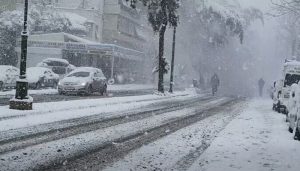 Rain lashes plains as snowfall occurs in some higher reaches of J&K