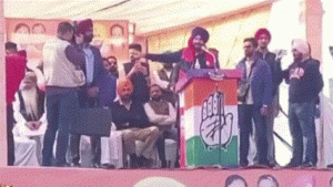 Navjot Sidhu open front against factionalism with in congress party, Told- No value of workers