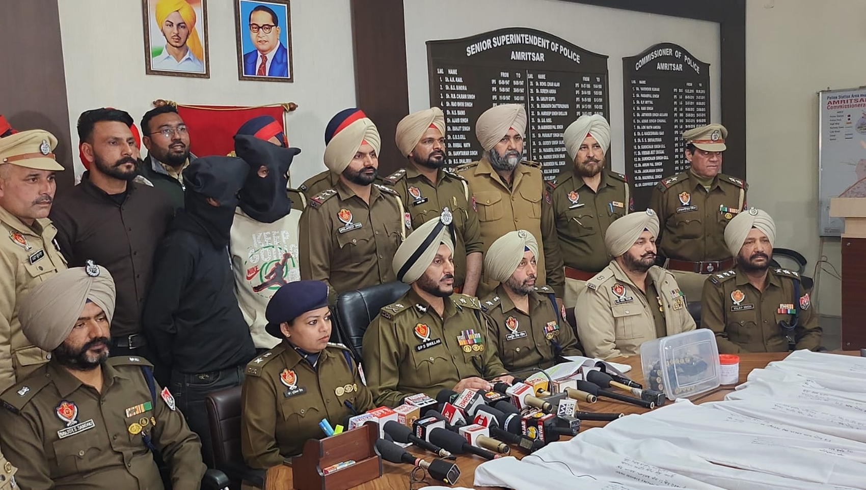 Amritsar Police Cracks Gunhouse theft case recovers 12 Weapons along with 22 cartridges