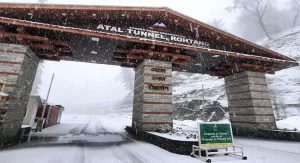 Himachal Pradesh: Atal Tunnel in Rohtang Pass receives fresh snowfall
