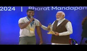 “We should not make excuses…,” says Baiyanpuria after winning ‘Best Health and Fitness Creator’ award