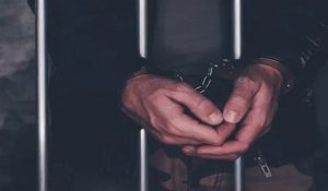 Police arrests youth: kills woman in a hotel; stuffed her body in a bag