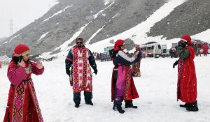 Severe Cold Wave Grips Himachal, Mercury Dips; Yellow Alert Issued