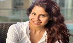 Chhavi Mittal pens strong message for people judging her outfits