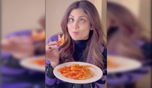Shilpa Shetty gorges on ‘jalebi”, ‘dhokla’ and ‘cakes’: ‘Mere Sunday ka Funda’