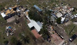 Storm and tornadoes hit Central US, 18 dead, 100 million Americans facing bad weather threat