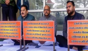 Himachal Pradesh: No relief to independent MLAs as High Court refers case to third judge