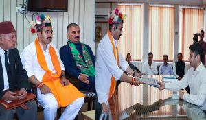 HP Lok Sabha Elections: Vikramaditya Singh files nomination from Mandi; Rajeev Shukla affirms huge margin victory
