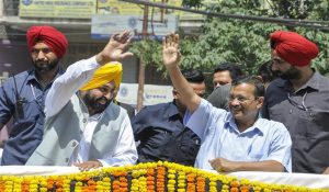 Delhi CM Kejriwal starts campaigning with Punjab CM Mann in Mehrauli