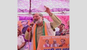 BJP candidate from Gurdaspur Dinesh Singh Babbu, files nomination for LS polls