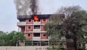 Fire broke out in Mini Secretariat, office goods burn to ashes