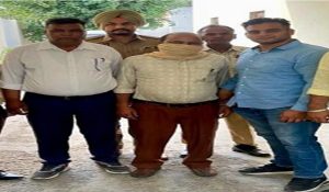 SDM’s Steno caught for taking Bribe in Firozpur district of Punjab