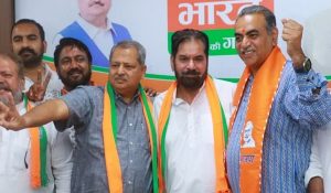 Blow to Congress: Former Mayor and senior leader Subhash Chawla joins BJP
