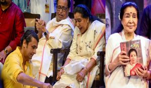Asha Bhosle’s biography launched; ‘Lata ji, Asha ji taught world to sing’, says Sonu Nigam