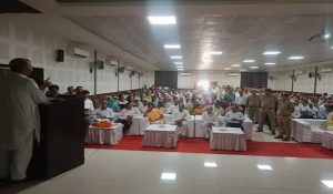 Finance Minister JP Dalal distributes registry umder MGRS scheme in Bhiwani