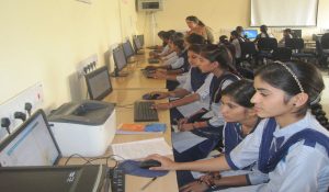 Every girl student get incentive Rs 2500, know who eligible