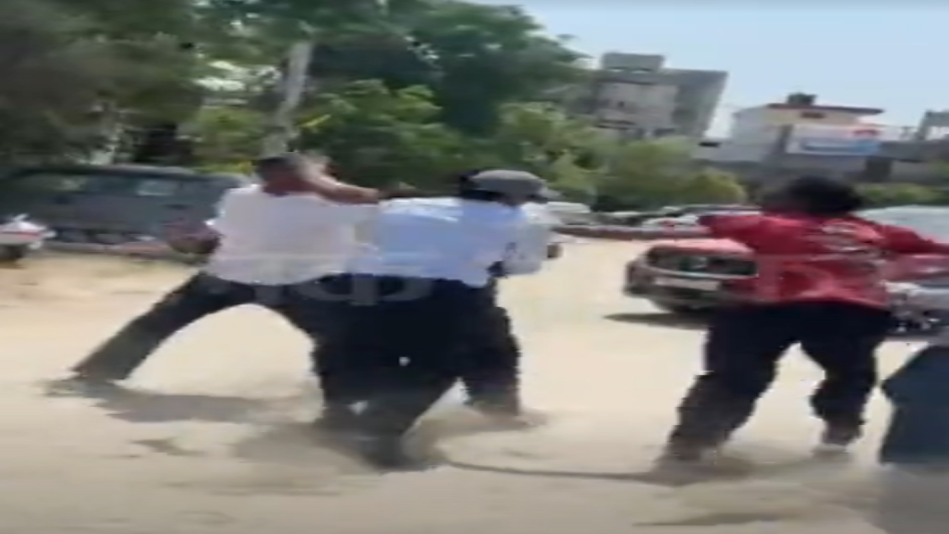 AAP worker beats up in Ludhiana