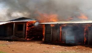 Massive fire in Hansi, Father and daughter burnt, truck driver wake up the sleeping people