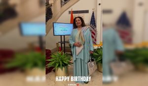 Anupam Kher expressed his love on wife Kiran’s birthday, told – what is she eagerly waiting for