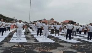 Himachal Governor Shiv Pratap Shukla did yoga on the ridge; Events at all districts and block level