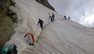 Devotee from UP who went on Shrikhand Yatra dies
