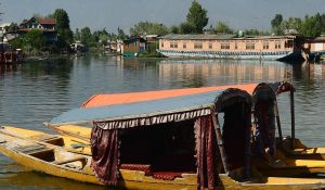 Heatwave grips Jammu and Kashmir amid heavy rainfall in neighboring states, holidays in schools till July 17