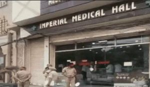 Robbers looted cash showing sharpen weapons from medical store Jalandhar In broad daylight