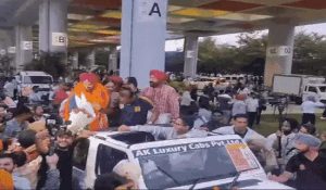 Cricketer Arshdeep reaches Chandigarh: Warm welcome at airport