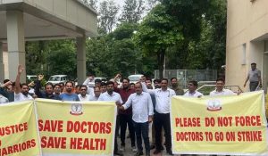 Doctors strike in Haryana foces pregnant woman to deliver on hospital floor