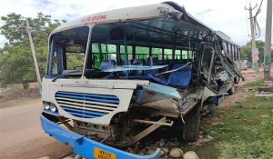 Roadways bus full of passengers fell into ditch in Haryana