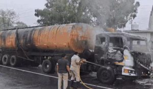 Fire breaks out in running oil tanker in Haryana