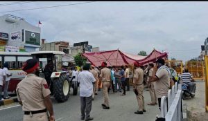 Farmers Protest against proposed CNG plant:  lift dharna from highway in Bhogpur after assurance from administration