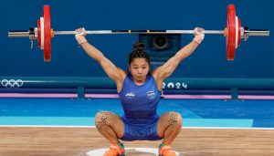 Mirabai Chanu smashes three records at National Weightlifting Championships