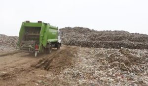 Gurugram intorduces 30 new dumpers to grabage collection: Waste to be transported directly to Bandhwari center