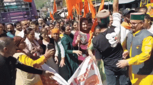 Mosque Dispute : Hindu organization hold protest march against police lathi charge