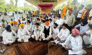 SAD protest against imposition of new taxes and withdrawal of the power subsidy by the AAP govt