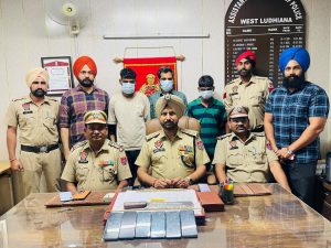 Gang of snatchers busted, three held, robbed scooter and mobile phones recovered