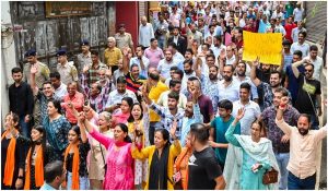 Hindu Organizations hold protest march in four districts against police lathi-charge outside Sanjauli Mosque