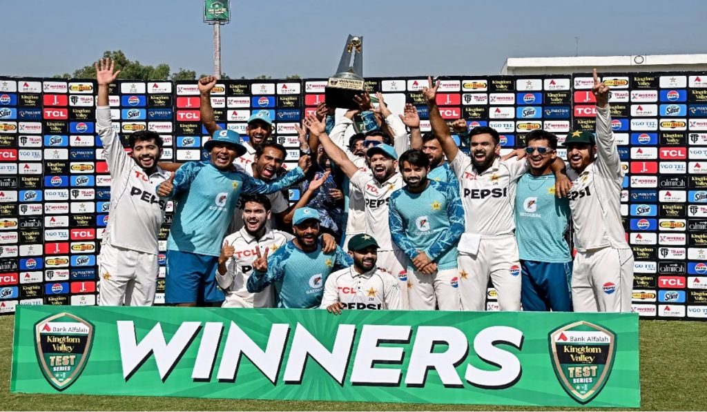 Pak Cricket Team Win Test Series Over England