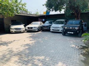 Two persons arrested, three booked for selling luxury cars by installing fake number plates