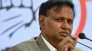“Gangsters operating from jail, what is Home Minister doing?”: Udit Raj on Baba Siddique’s murder