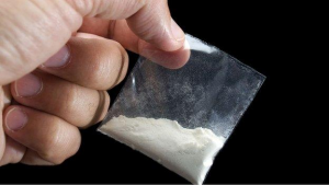 Drugs worth Rs 250 crore seized in Gujarat, three held