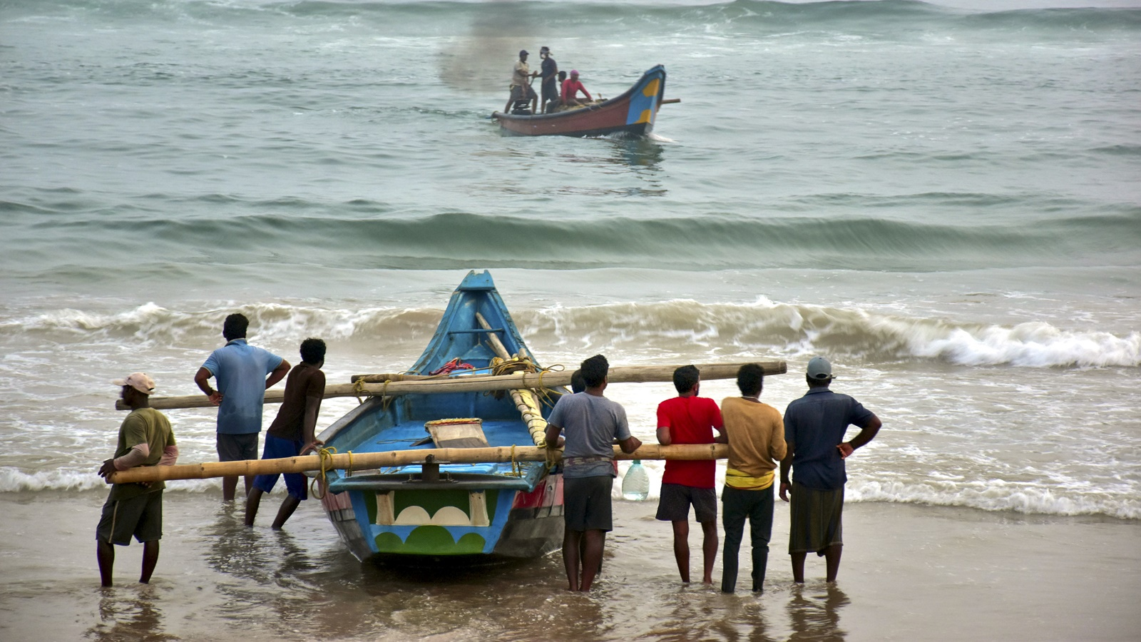 Odisha gears up as cyclone ‘Dana’ set to make landfall on Oct 24; Bengal also alert
