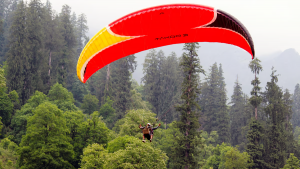 Another foreign paraglider crashes to death in Manali