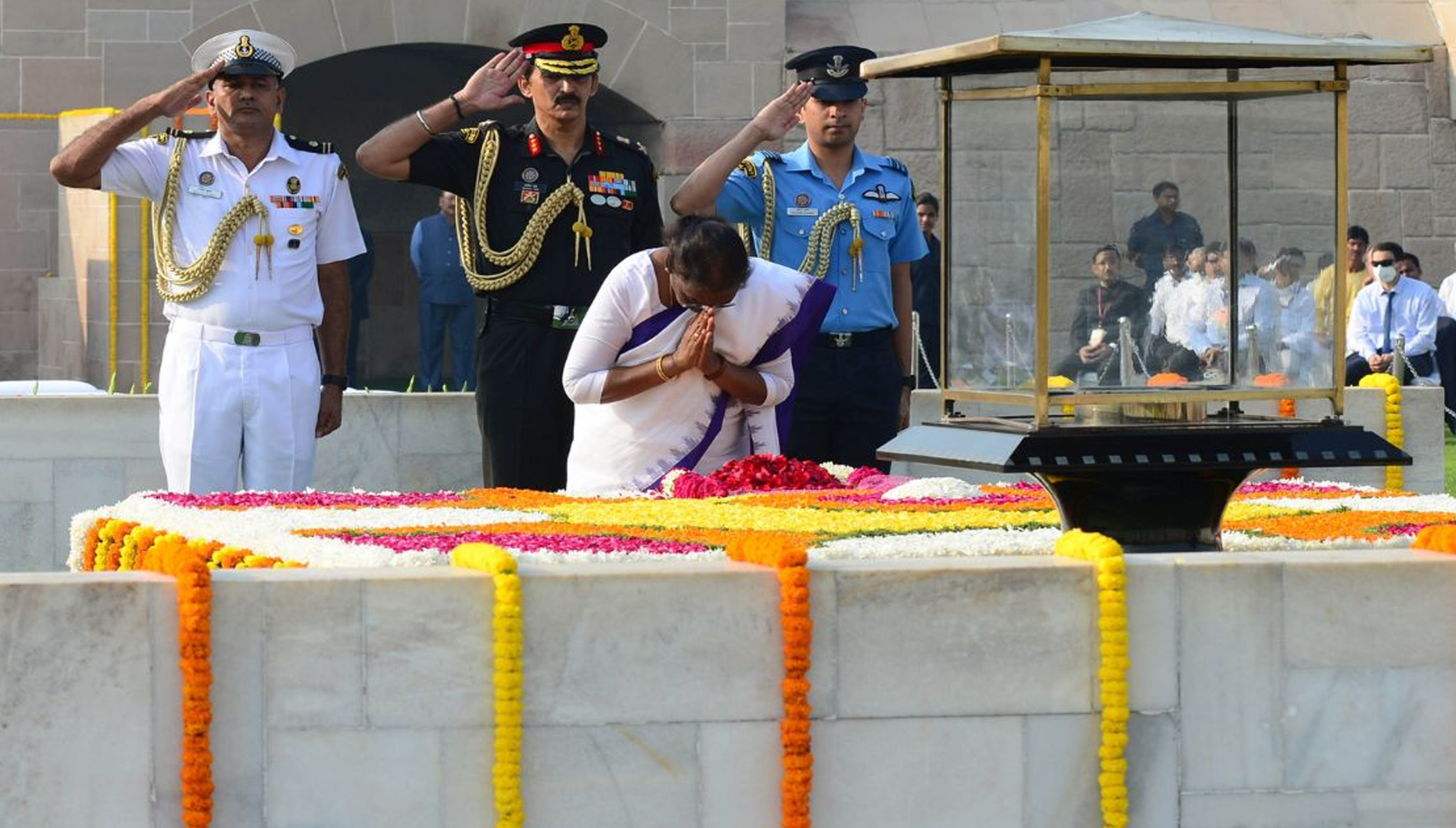 President Murmu and VP Dhankhar pay tribute to Mahatma Gandhi on his 155th birth anniversary