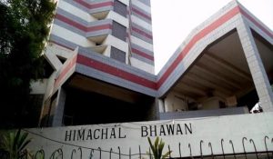 Midnight police raid at Himachal Bhawan in Delhi, panic grips