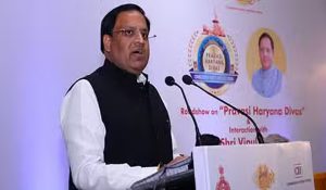 Haryana News: Mega drive will be conducted against posters and hoardings in cities