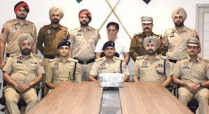 Drug peddler arrested with 2.510 kg opium, Rs 22.41 lakh cash, gold jewelry, car seized